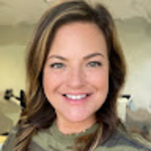 Meet your Posher, Jennifer